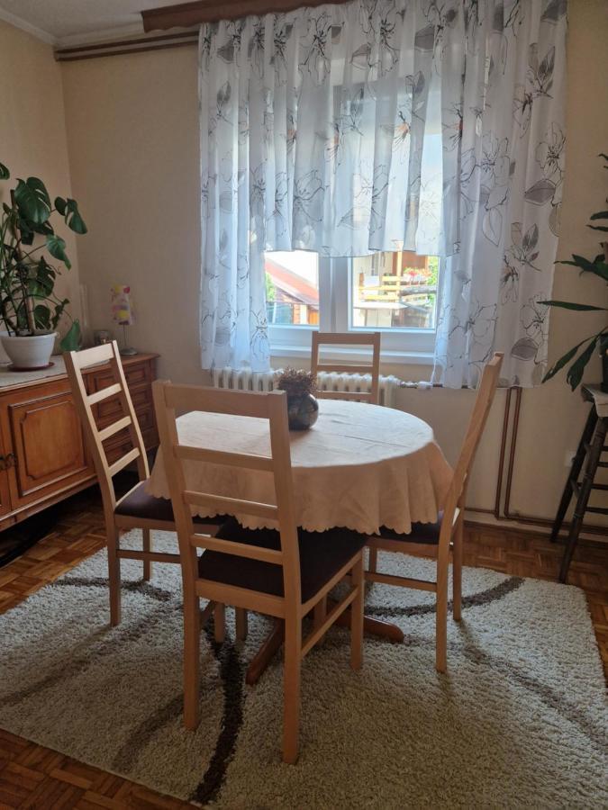 Guesthouse Irac 투즐라 외부 사진